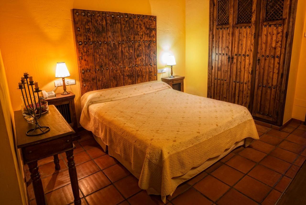 Hotel Bodega La Venta Casas De Los Pinos Bagian luar foto